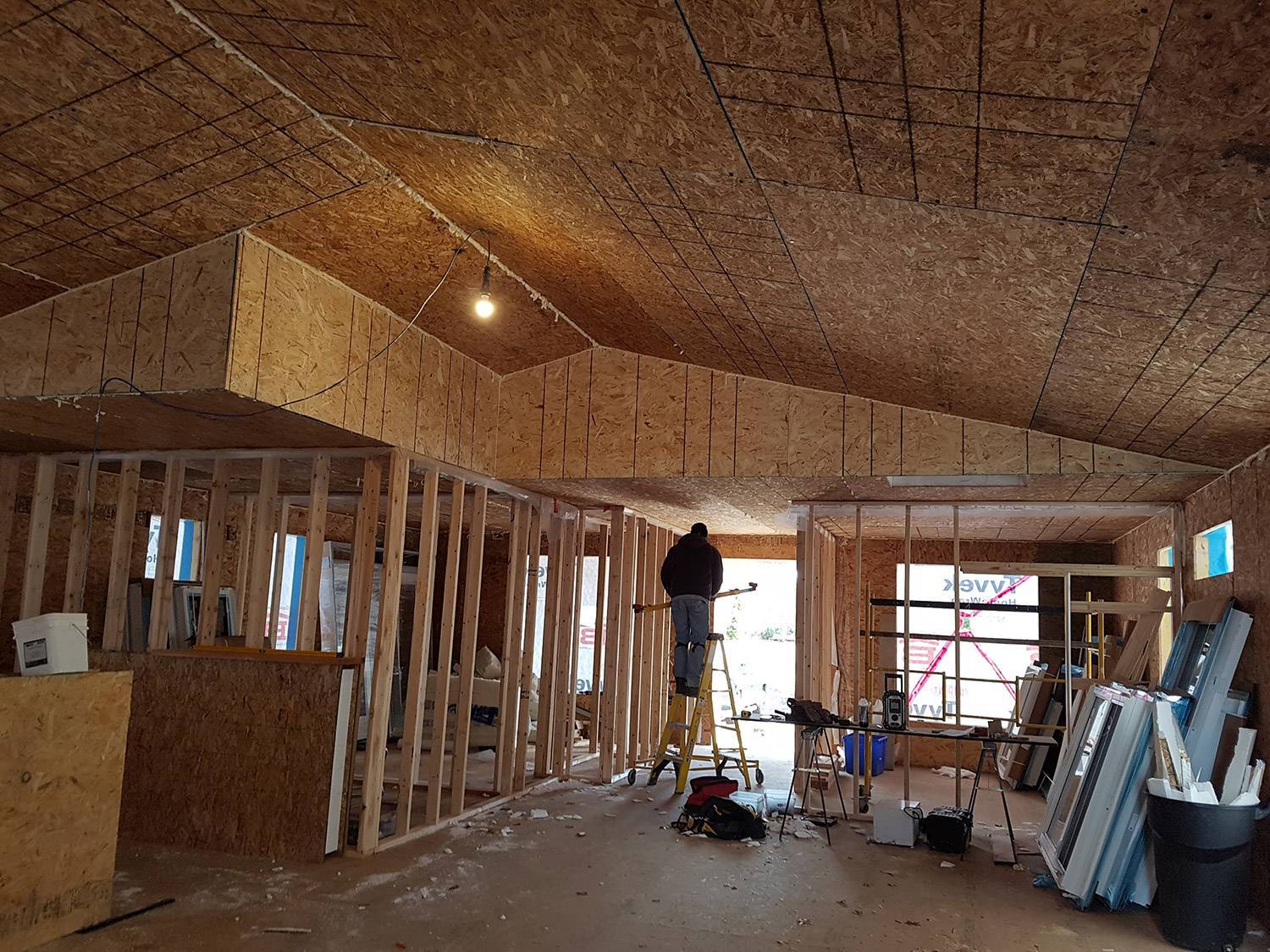 Vaulted ceiling in a bungalow using Nailbase SIPs ...